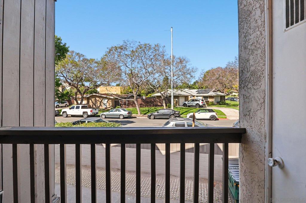 4615 Pico - photo 9