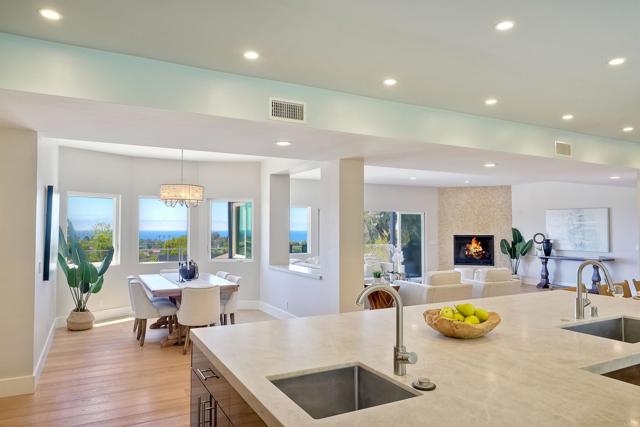 Detail Gallery Image 11 of 64 For 1669 Burgundy Rd., Encinitas,  CA 92024 - 6 Beds | 3/2 Baths