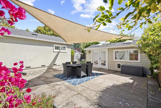1986 Cottle Avenue, San Jose CA: https://media.crmls.org/mediaz/7b5cbc0b-9081-40d7-a65e-662d0b1df066.jpg