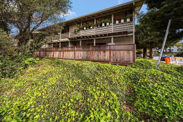 2945 Capitola Road, Santa Cruz CA: https://media.crmls.org/mediaz/7b5d3036-c789-419c-8556-ca25798d2650.jpg