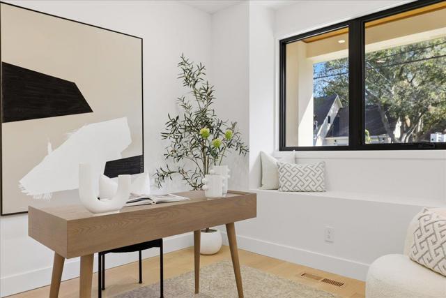 852 La Para Avenue, Palo Alto CA: https://media.crmls.org/mediaz/7b5e3901-24d5-46c0-89c0-29890ab5c5e1.jpg