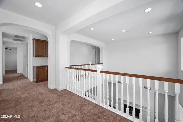2079 Legacy Drive, Simi Valley CA: https://media.crmls.org/mediaz/7b5e71e8-58c3-4e02-8e0b-04463e2e9a03.jpg