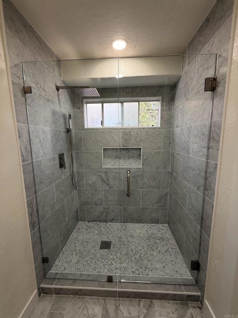 2663 Sutter St, Carlsbad CA: https://media.crmls.org/mediaz/7b602301-e355-49b4-868e-be365f8a9c60.jpg