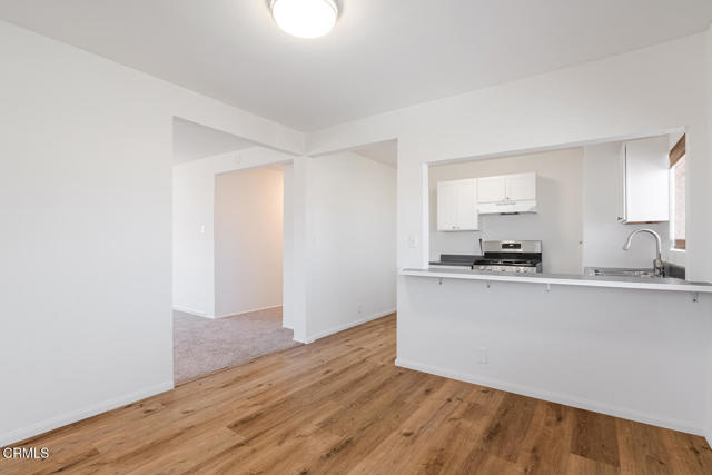 Detail Gallery Image 17 of 40 For 387 389 Highland Dr, Oxnard,  CA 93035 - 4 Beds | 2 Baths