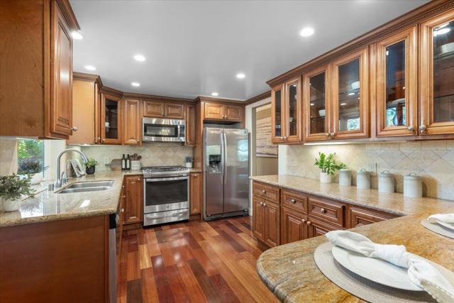 510 Sunnymount Avenue, Sunnyvale CA: https://media.crmls.org/mediaz/7b6264dc-c0bf-47fe-a177-83c18ea0aa9d.jpg