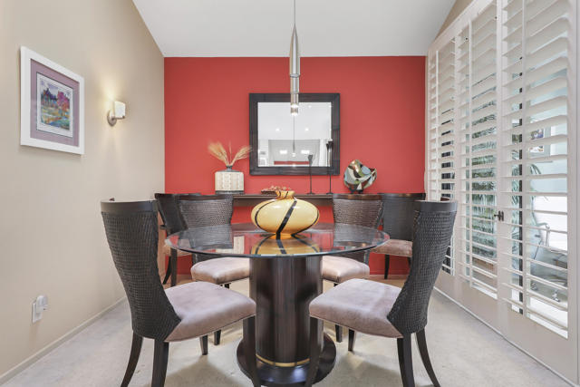 184 Ranch View Circle, Palm Desert, CA 92211
