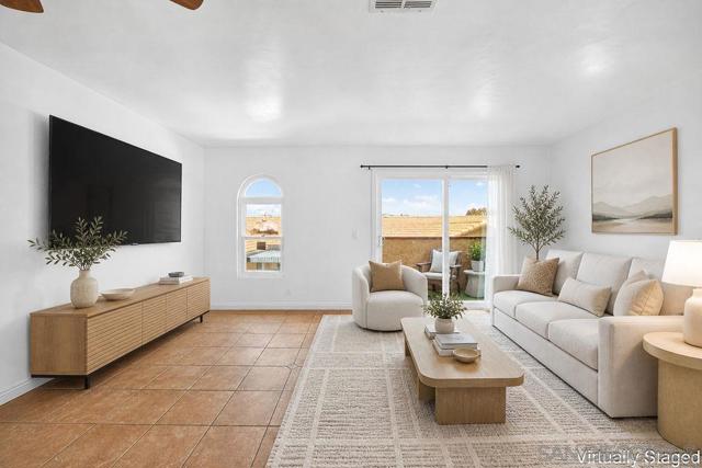 https://zimg.paragon.ice.com/ParagonImages/Property/PA/SDMLS/-522753/2/533/400/5d4fc5e63773311a9647c4d2095028fd/3/ca1c16d1037621ba0047e0d07fd62db1/-522753-df3767f0-2eca-4227-9c9e-2c11e34ce932.JPG