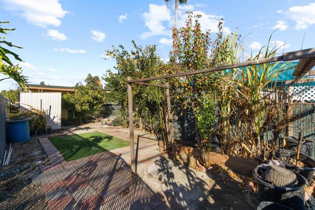Detail Gallery Image 25 of 29 For 12044 Royal Rd #93,  El Cajon,  CA 92021 - 2 Beds | 1 Baths