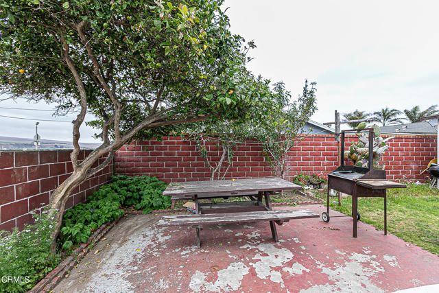 105 Julia Drive, Guadalupe CA: https://media.crmls.org/mediaz/7b65ef9a-3911-45a7-9909-bf58b525f0f8.jpg