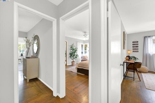 Image 12 of 32 For 3627 Loma Vista Ave