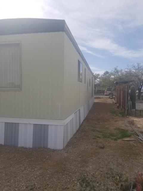 9586 Avenue B, Bombay Beach CA: https://media.crmls.org/mediaz/7b69560b-7753-4cf3-bf7c-b6a2659f4813.jpg
