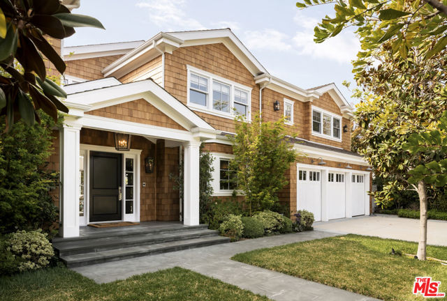 1057 Corsica Drive, Pacific Palisades CA: https://media.crmls.org/mediaz/7b69621c-d68c-4e20-b11f-41ca5167254c.jpg