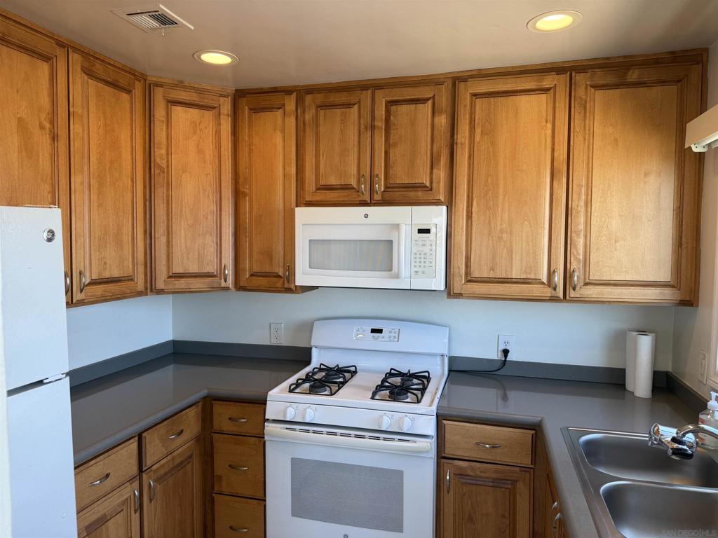 MLS #250030735SD image #8