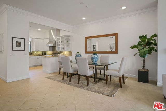 16000 W Sunset Boulevard, Pacific Palisades CA: https://media.crmls.org/mediaz/7b6a6173-4624-4e1c-aac8-864a3a1691f3.jpg