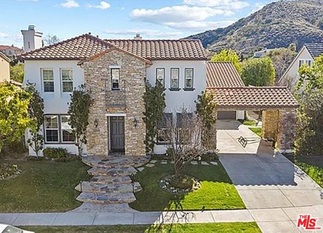 4110 Prado De Los Zorros, Calabasas CA: https://media.crmls.org/mediaz/7b6bf7f3-0284-4154-9edf-1b80e0351259.jpg