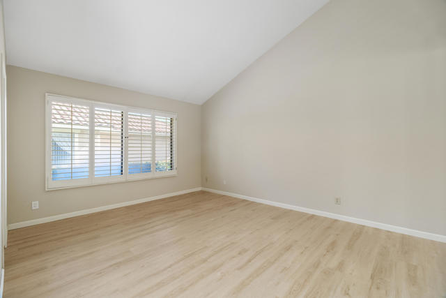 314 Sierra Madre S, Palm Desert CA: https://media.crmls.org/mediaz/7b6d443a-9af6-4787-a5fa-c0e4f59cfa55.jpg