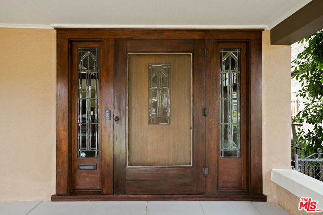 225 S Ardmore Avenue, Los Angeles CA: https://media.crmls.org/mediaz/7b6d5531-e14e-45e1-a9e4-c152f4c5a4ba.jpg