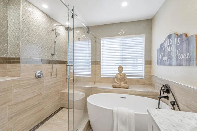 Image 16 of 39 For 415 Camille Circle 14