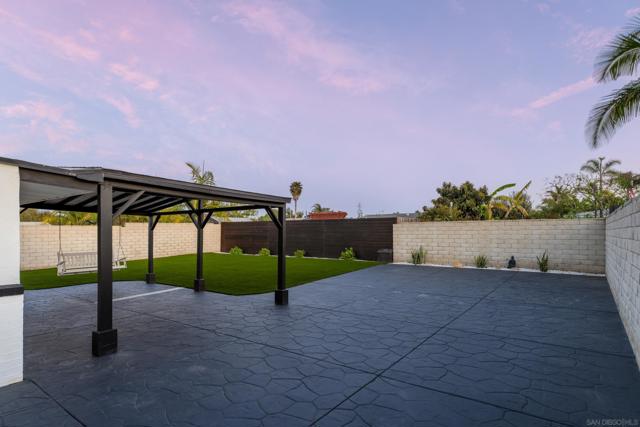 3375 Karok Avenue, San Diego CA: https://media.crmls.org/mediaz/7b6fff88-7c02-4a48-a581-19363c7f5cda.jpg