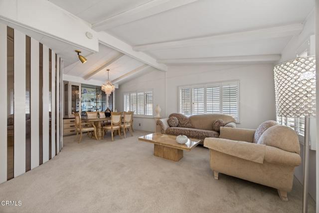 Detail Gallery Image 8 of 43 For 8 Calle Fronte #204,  Camarillo,  CA 93012 - 2 Beds | 2 Baths