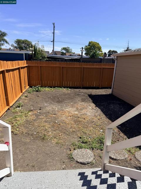 924 7Th St, Richmond CA: https://media.crmls.org/mediaz/7b716c9d-16c1-4d37-821c-2a74368d0f7f.jpg