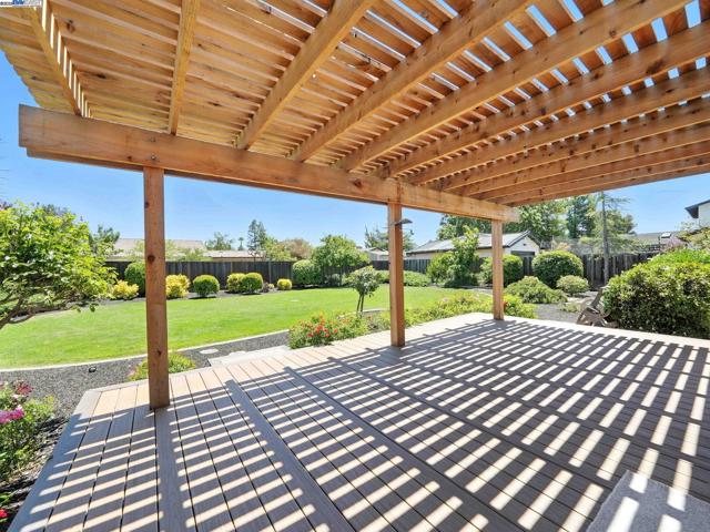 2858 Superior Dr, Livermore CA: https://media.crmls.org/mediaz/7b71fea0-7611-4979-a06e-efd041f0e831.jpg