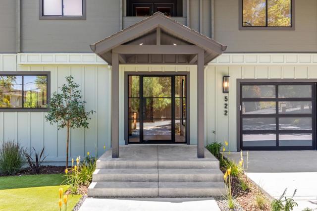 522 Summit Drive, Redwood City CA: https://media.crmls.org/mediaz/7b72456b-770a-4fe2-a372-8f6cc52fc38c.jpg