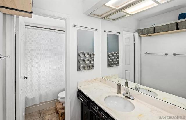 4810 Baylor Dr, San Diego CA: https://media.crmls.org/mediaz/7b72caff-d245-4f93-a393-c7c15df4df26.jpg