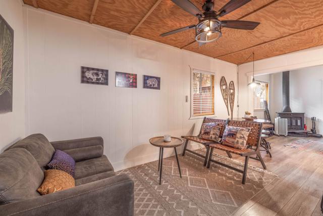 Detail Gallery Image 23 of 28 For 271 Leonard Ln, Sugarloaf,  CA 92386 - 2 Beds | 1 Baths