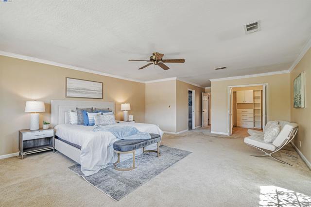 9694 Ashby way, San Ramon CA: https://media.crmls.org/mediaz/7b733990-288f-4e95-93bc-d994f8d997b0.jpg