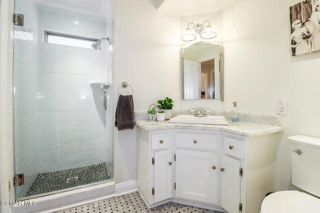 90 Sherwood Drive, Westlake Village CA: https://media.crmls.org/mediaz/7b73df50-f2a3-4ad8-8417-52d6b0de4107.jpg