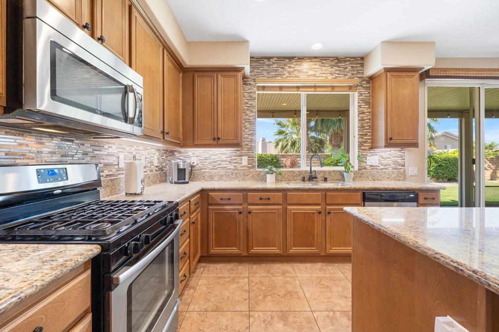 MLS #219149326DA image #12