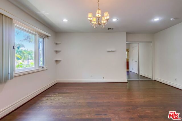 114 S Layton Drive, Los Angeles CA: https://media.crmls.org/mediaz/7b760325-1f0f-423d-ad53-83ea6a124c7d.jpg