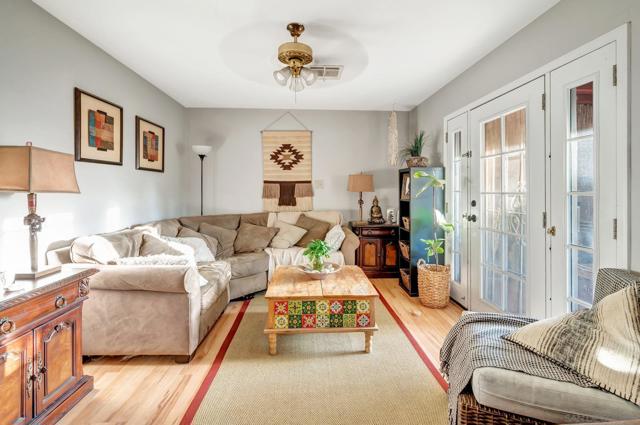 12004 06 Winter Gardens Dr, Lakeside CA: https://media.crmls.org/mediaz/7b7714de-bc42-4d2b-8ed7-8088a85b633d.jpg