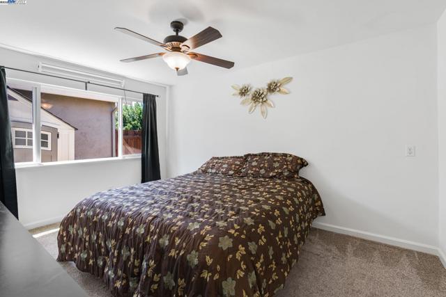 548 Sonoma Ave, Livermore CA: https://media.crmls.org/mediaz/7b777745-9922-4fc3-bb76-10f0d709db85.jpg