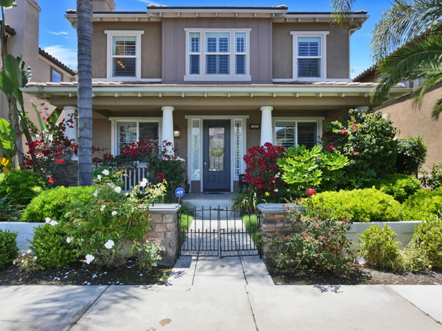 1333 Caspian Way, Oxnard CA: https://media.crmls.org/mediaz/7b7809d8-71b7-4d0b-a537-6f6d20045adc.jpg