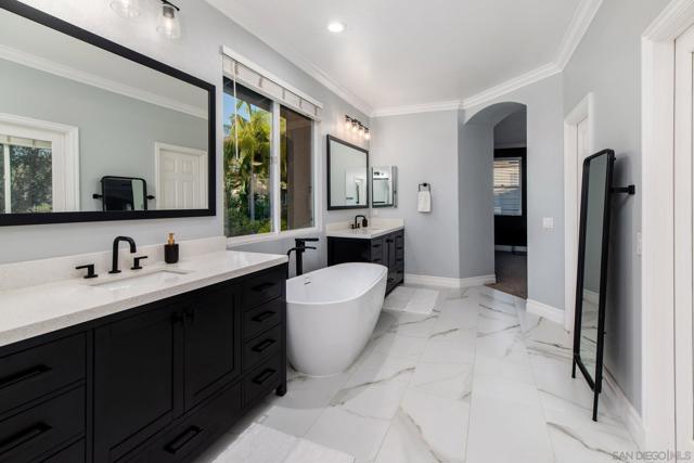 6393 Paseo Aspada, Carlsbad CA: https://media.crmls.org/mediaz/7b789b2f-25a1-442b-b345-55e42014e8e1.jpg