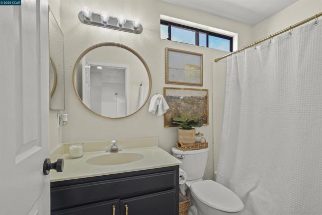 1031 Burnham, Pittsburg CA: https://media.crmls.org/mediaz/7b78d703-aefc-479c-b78f-9c1e0975d88f.jpg