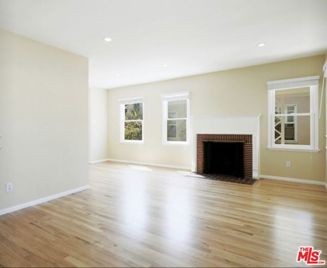 4156 Chase Avenue, Los Angeles CA: https://media.crmls.org/mediaz/7b7a296a-a7fd-4efd-876e-ce090bf1c283.jpg