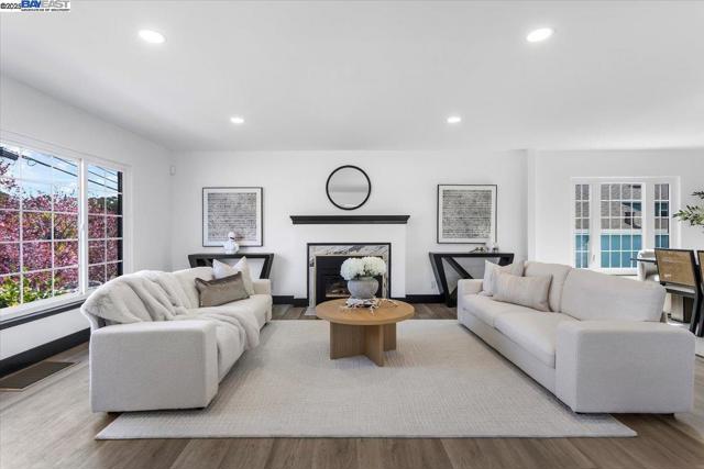 Image 5 of 49 For 5301 Brann St