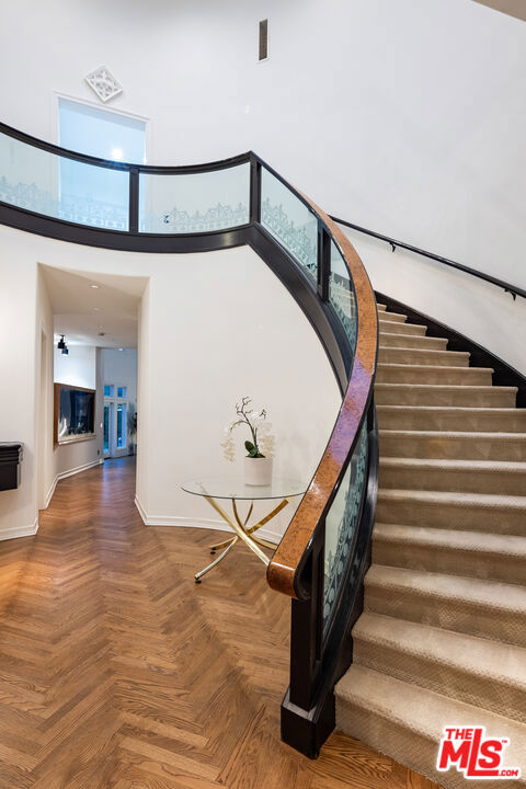 Drew Fenton | 11037 Anzio Road Los Angeles CA | MLS: 7530145