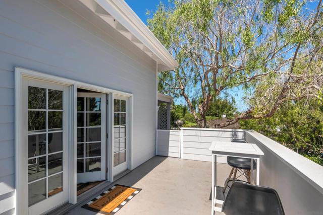 4027 Narragansett Ave, San Diego CA: https://media.crmls.org/mediaz/7b7d6895-4552-4162-8fdb-e4d75ff02e8f.jpg