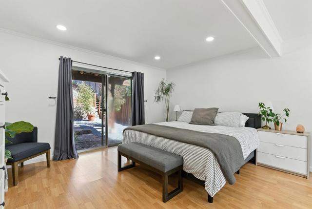 422 Portola Avenue, Half Moon Bay CA: https://media.crmls.org/mediaz/7b7dabd7-6118-4896-a29d-2f3ecbbb962e.jpg