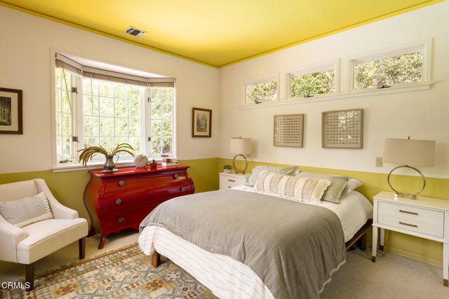 394 S Bonnie Avenue, Pasadena CA: https://media.crmls.org/mediaz/7b80e8e0-3bf1-4c46-8623-e258716b1265.jpg