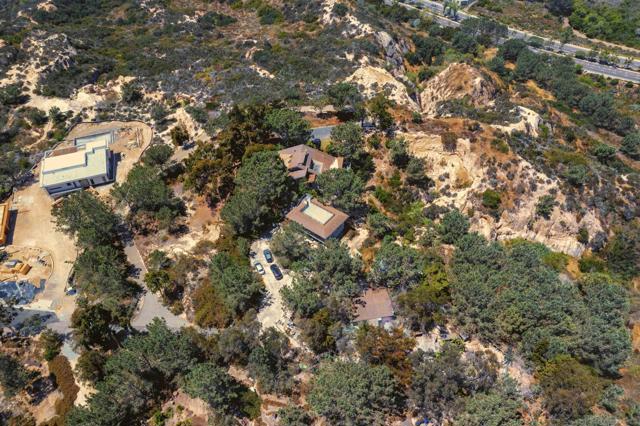 3811 Via Del Mar, San Diego CA: https://media.crmls.org/mediaz/7b811a45-5576-4231-ab31-54b5a5d249df.jpg