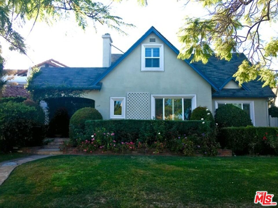 125 N Palm Drive, Beverly Hills, CA 90210