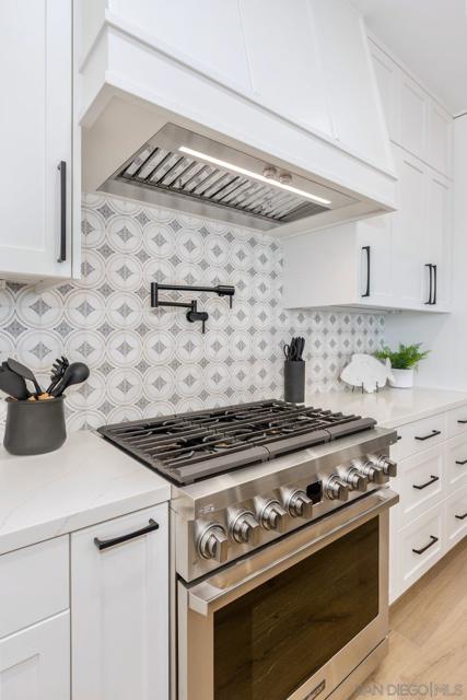 Image 15 of 75 For 478 Orange Ave