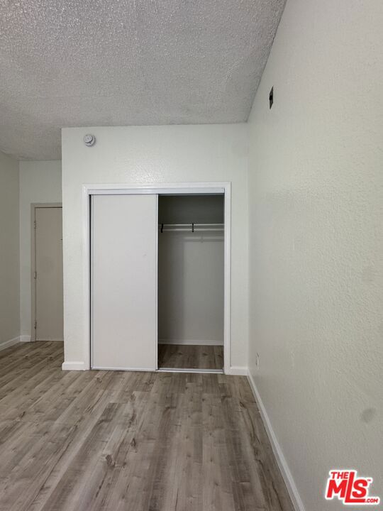 3051 Leeward Avenue, Los Angeles CA: https://media.crmls.org/mediaz/7b82b7e3-37a2-4548-84a7-84dd50f68318.jpg
