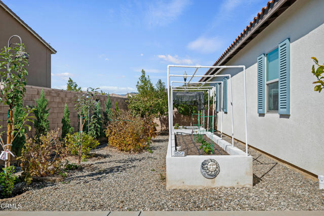Detail Gallery Image 27 of 33 For 389 Eureka Dr, Santa Paula,  CA 93060 - 3 Beds | 2 Baths