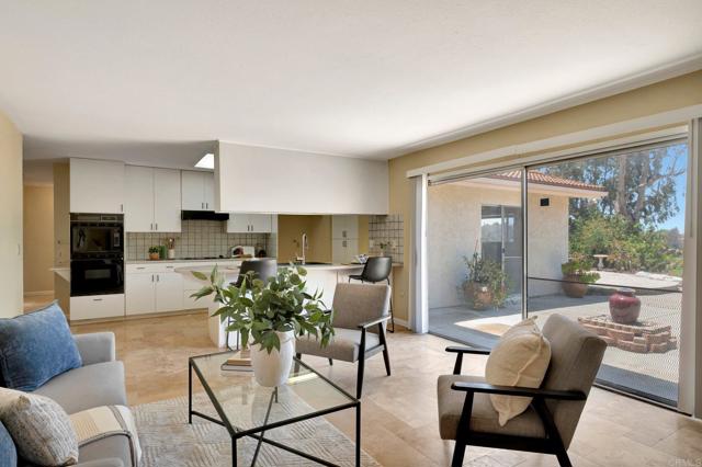 5623 JOCKEY WAY, Bonita CA: https://media.crmls.org/mediaz/7b8322ad-2882-4ba8-b3d5-e3088d4890fb.jpg